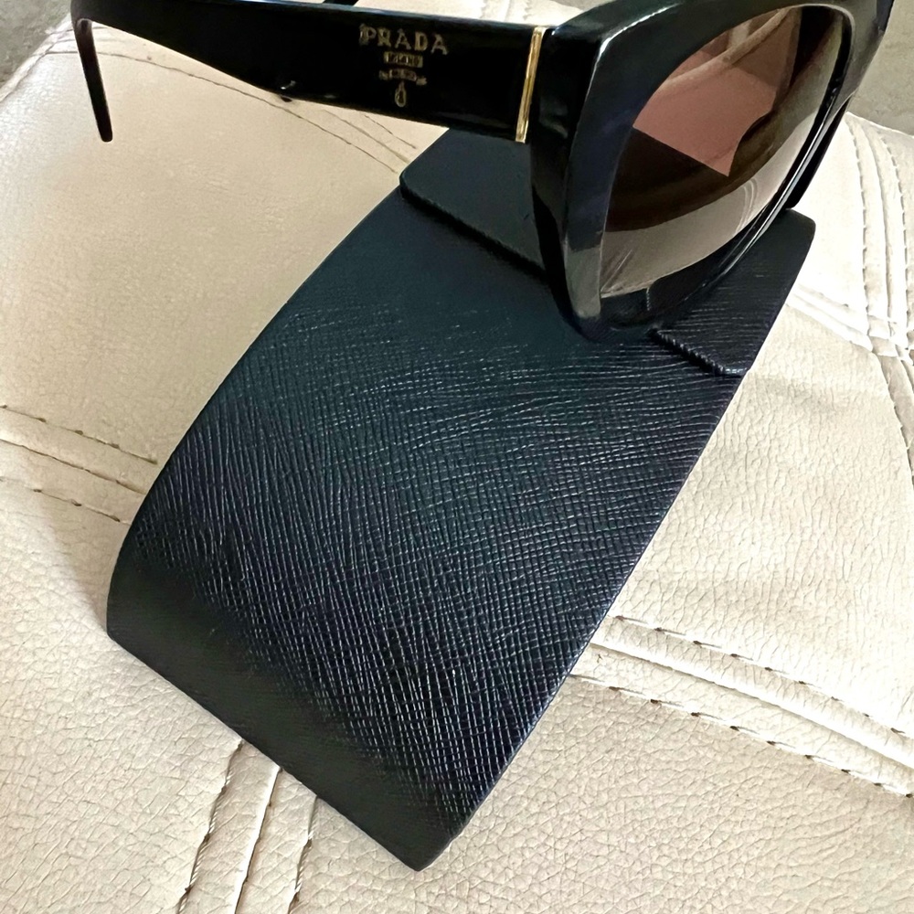 Prada Black and Gold Women’s Sunglasses - Picture 3 of 8